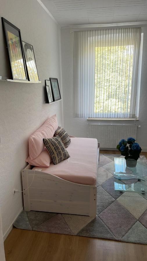 1 Schlafenzimmer 1 Whonzimmer Waschmaschine Trockner Maximum 4Personen Rheinhausen Center Appartement 1705 Duisburg Dış mekan fotoğraf